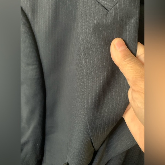 Men’s 46R Perry Ellis Portfolia Blue stripe suit. Pant size 39”x32” - Picture 3 of 9